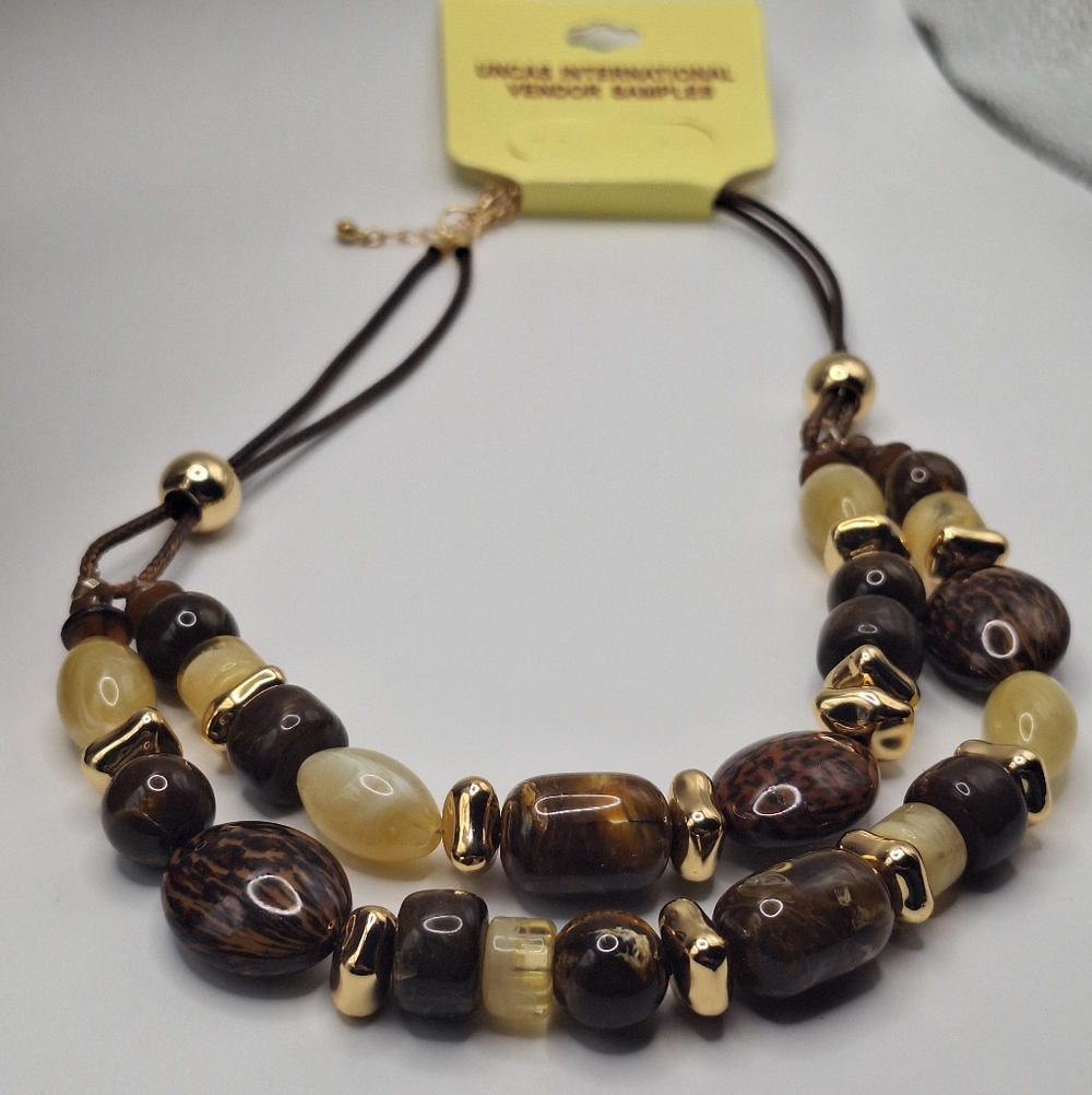 Earth Tone Beaded Necklace Gold Accents NWT
